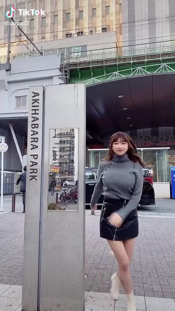 今回も揺らしてます。