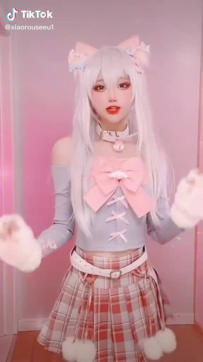 这个舞容易扭岔气… 💗 #小柔seeu #tiktok中国 #cosplay #douyin #jyp #工具人镜面舞 #uzzlang #摸头发 #tiktok #love