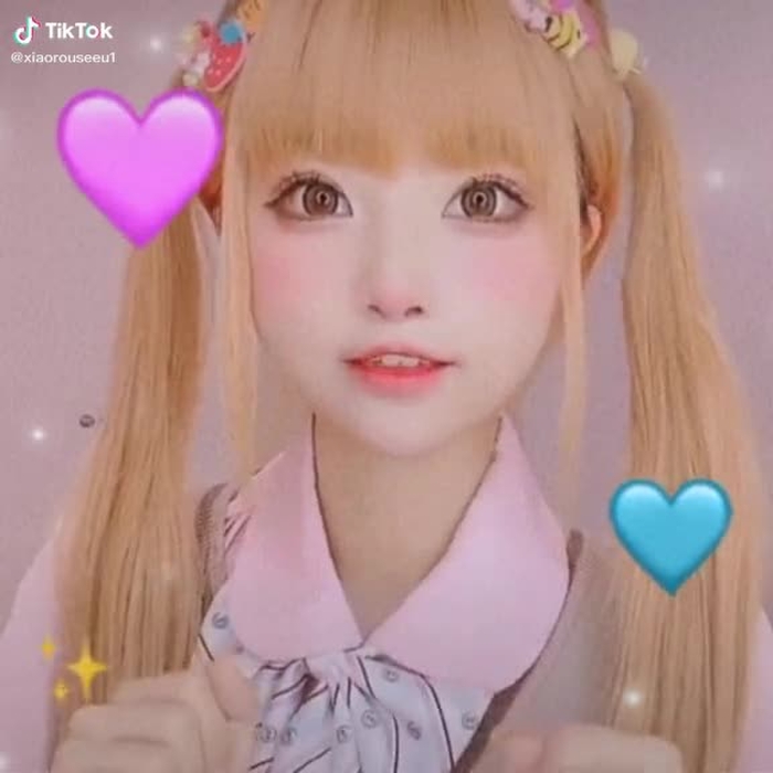 #表情包 #双马尾的小可爱 🐹昨天的视频你们都说我像仓鼠！我就来模仿一个吧!