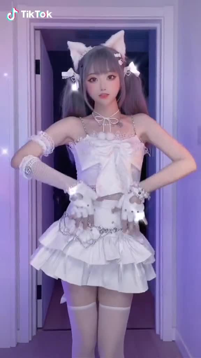( ･᷄ὢ･᷅ )这是前摇最长的变装了吗？