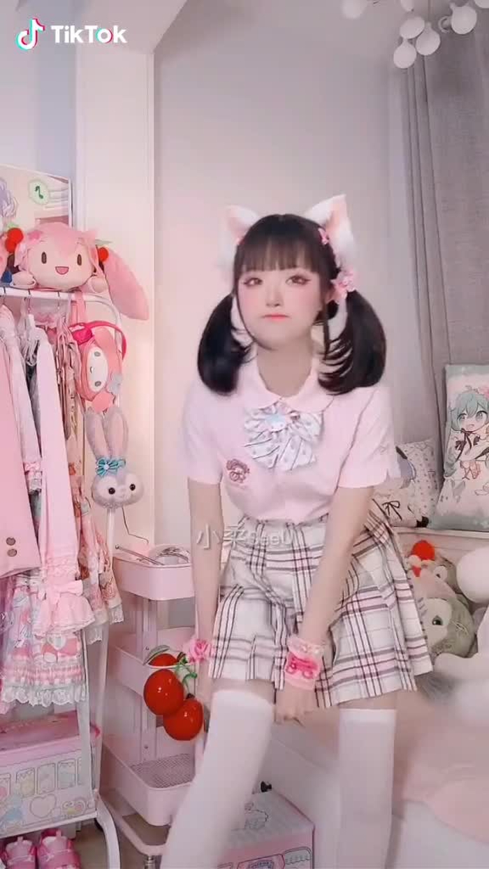 那伤害了我，这对我打击很大 😟💦😭😭🤣🤣🇲🇦🧁🧸🌺🍡🌸🍥#xiaorouseeu0 #dance #fyp #foryou
