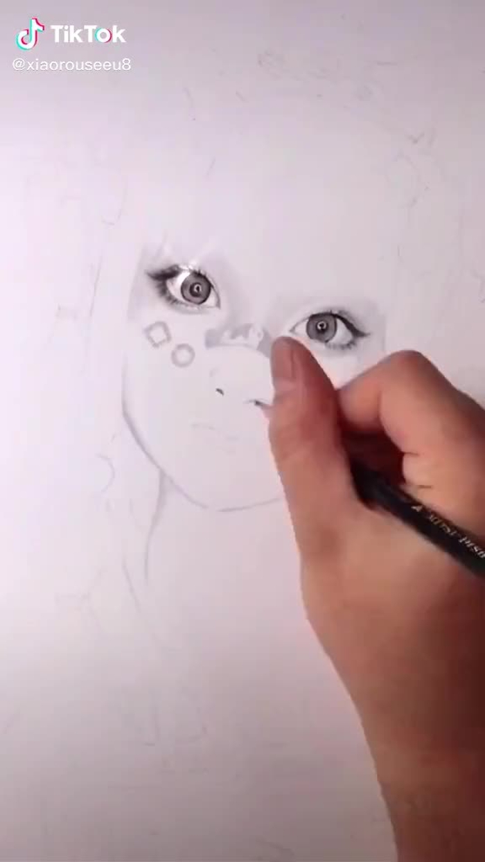 It's hers. @aurora07.0 #fyp #foryou #viral_video Master is drawing