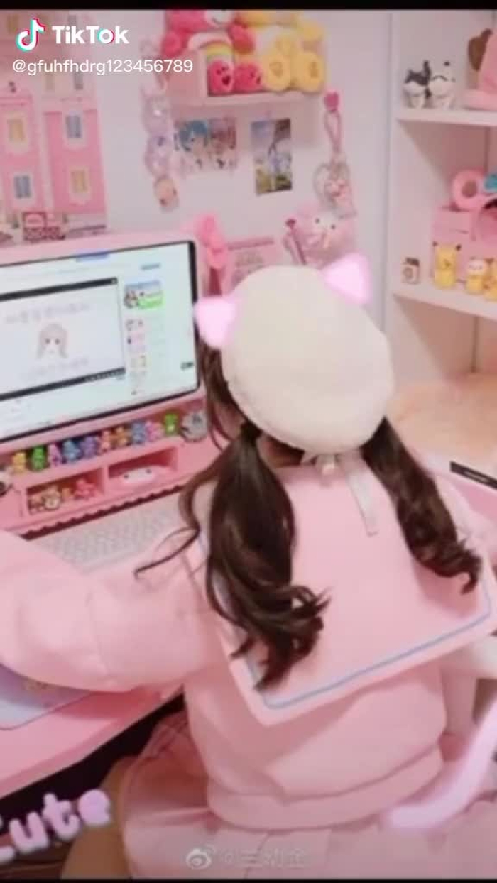 小柔SeeU_tiểu kim lùn (@xiaorouseeu9) on TikTok 74