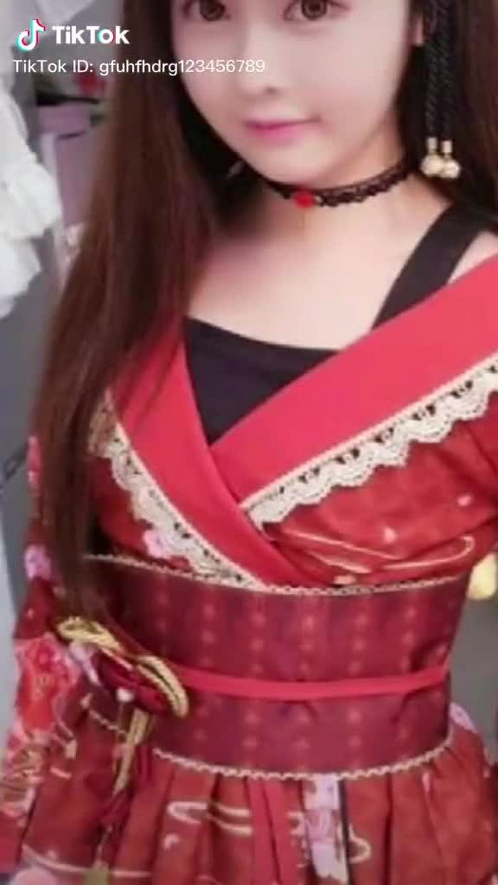 小柔SeeU_tiểu kim lùn (@xiaorouseeu9) on TikTok 77
