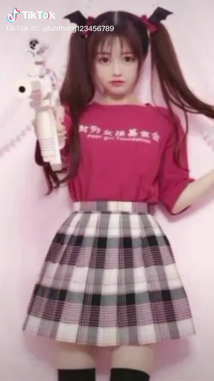 小柔SeeU_tiểu kim lùn (@xiaorouseeu9) on TikTok 79