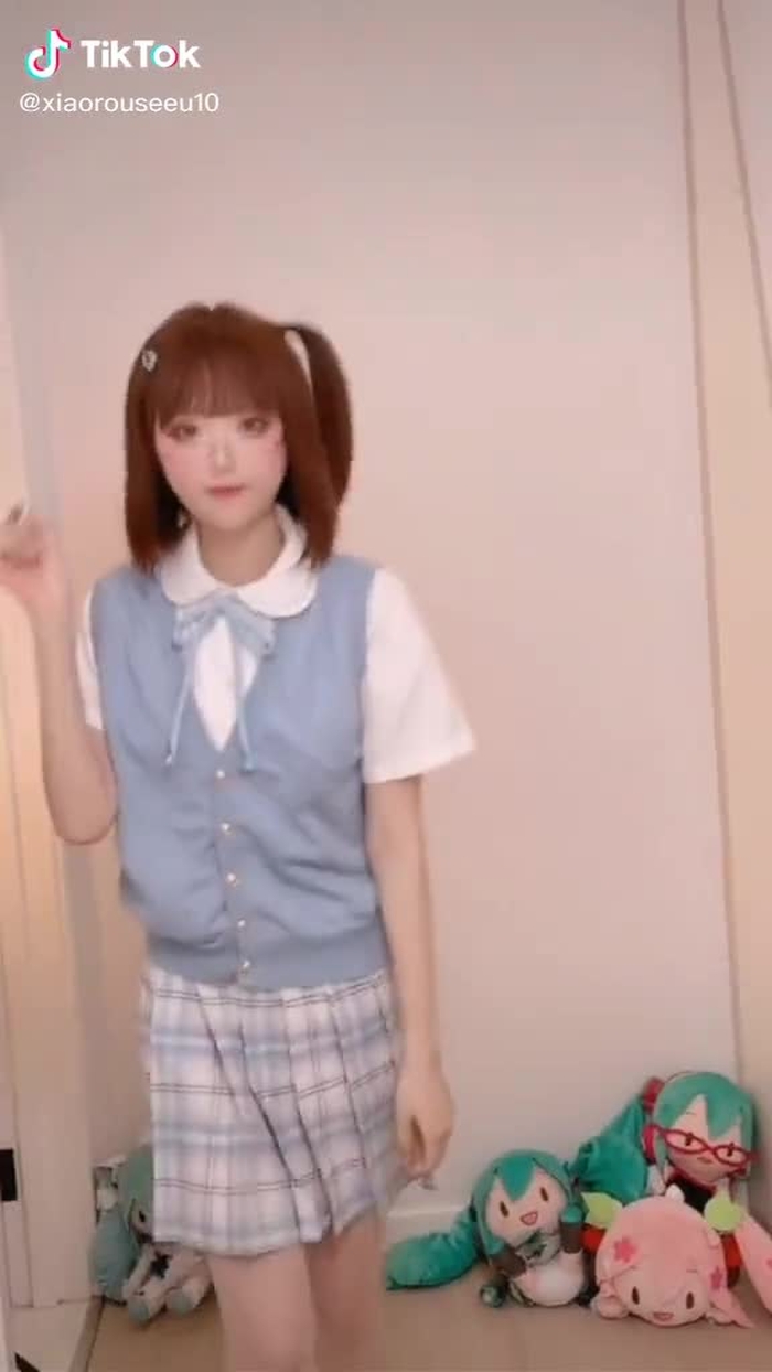 Miku~#foryou #tiktok #Miku #cosplay #xiaorouseeu10