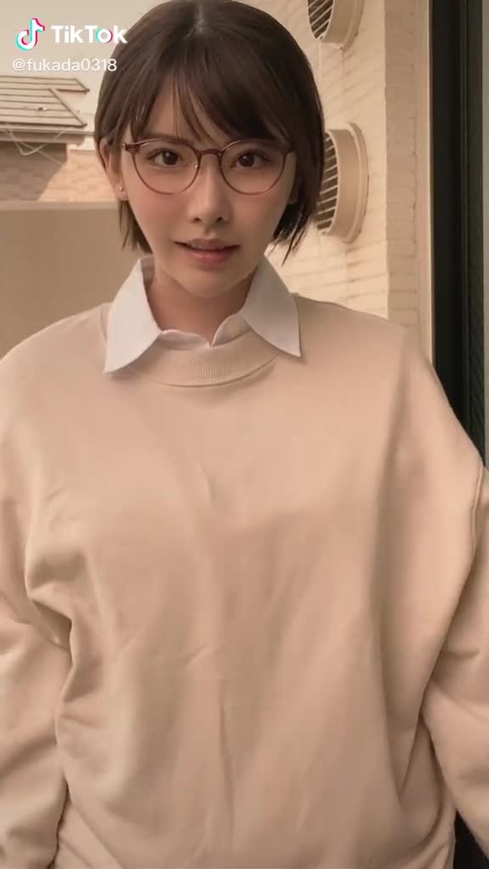 TikTok (ティックトック) で 深田えいみ (@fukada0318) の動画を見る 42