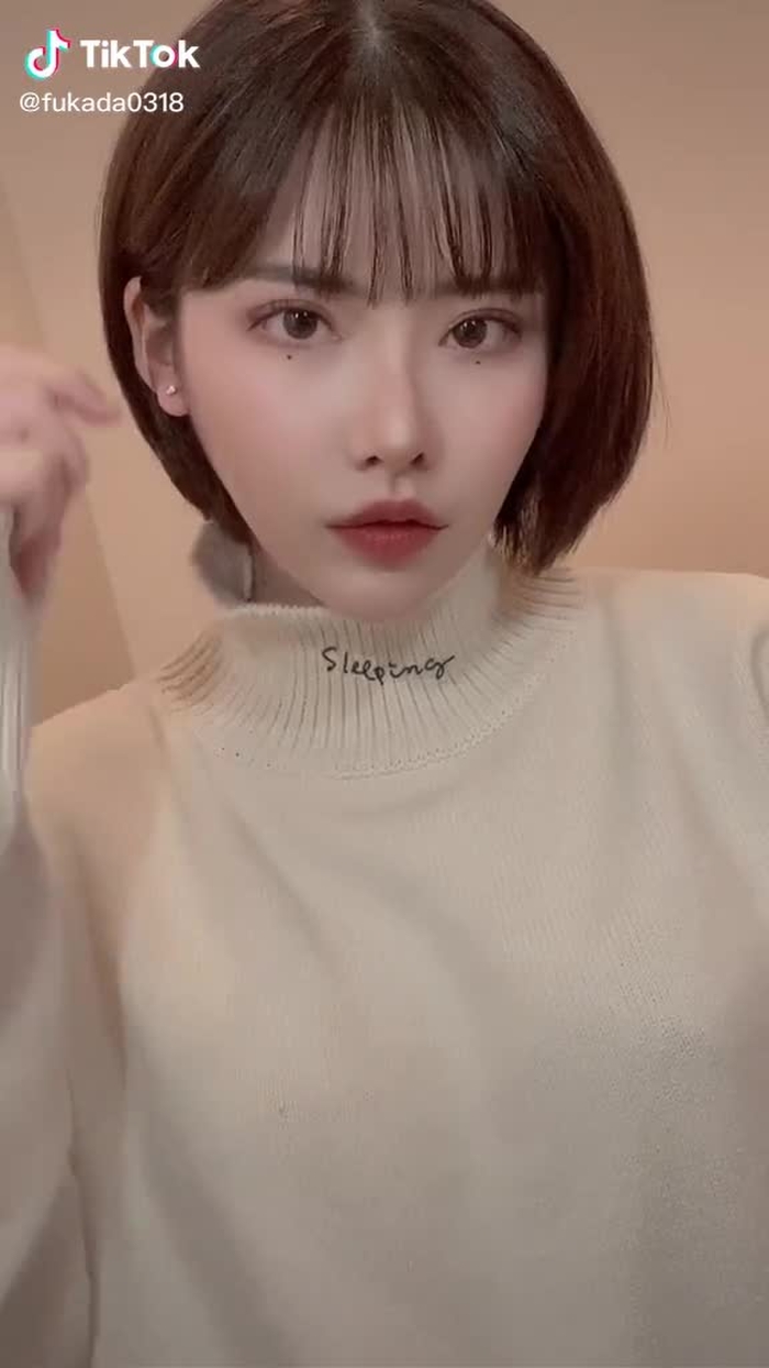 TikTok (ティックトック) で 深田えいみ (@fukada0318) の動画を見る 52