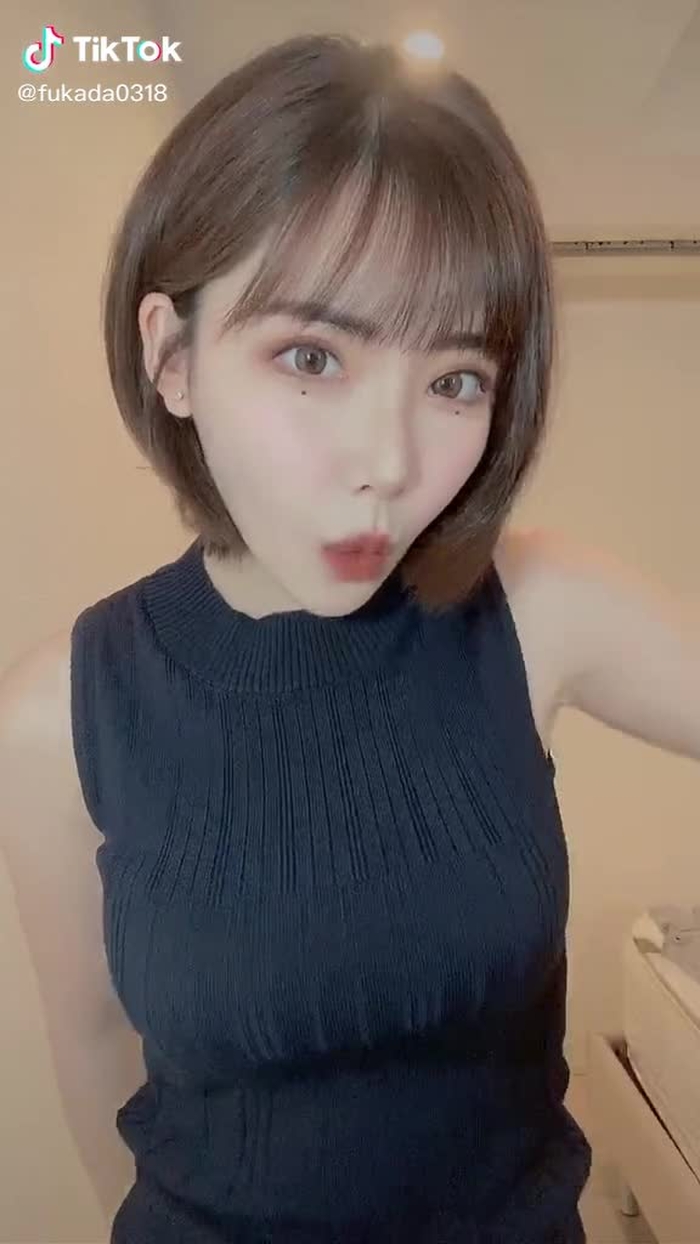 TikTok (ティックトック) で 深田えいみ (@fukada0318) の動画を見る 63