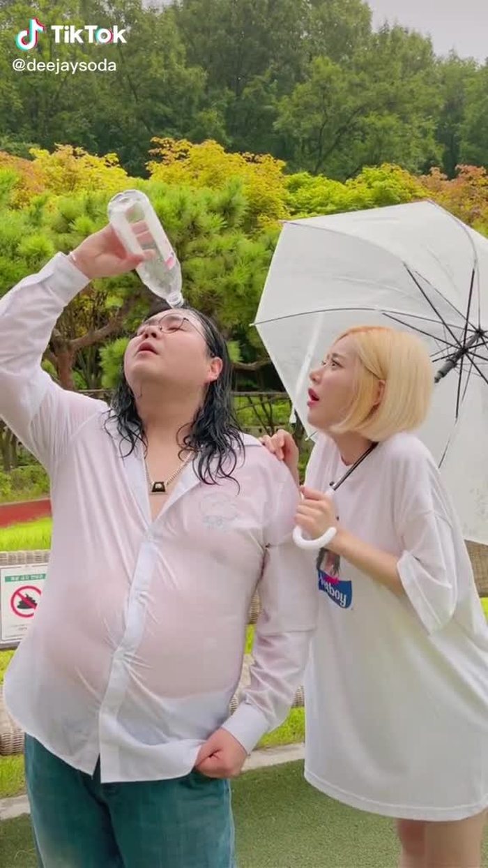 @alwayswetboy 세상에서 제일 섹시한 남자…☔️The sexiest man on this planet…🌧 #djsoda #wetboy #dj소다