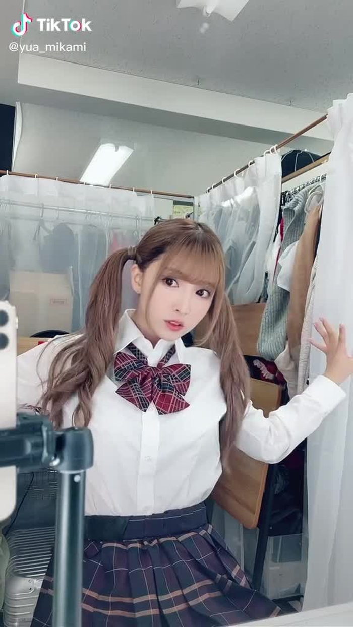 あいっ 2