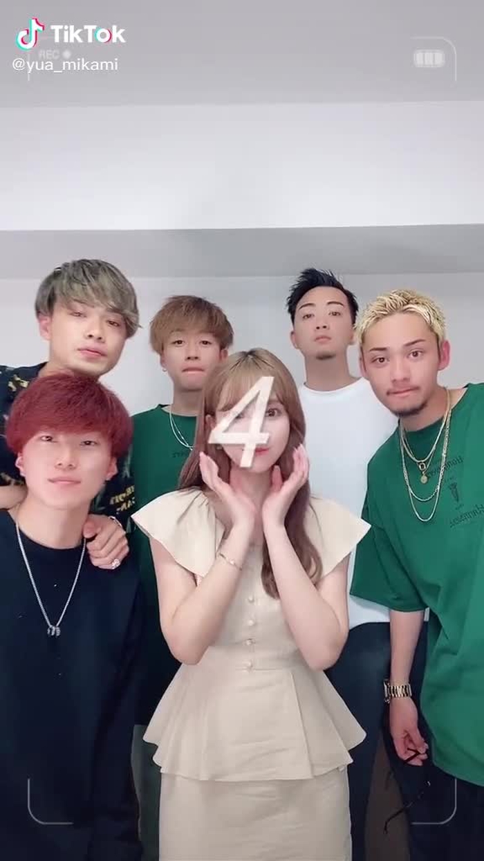 みんな加工で可愛くしちゃってごめんなさい🥺笑#コムドット@com.youtuber2
