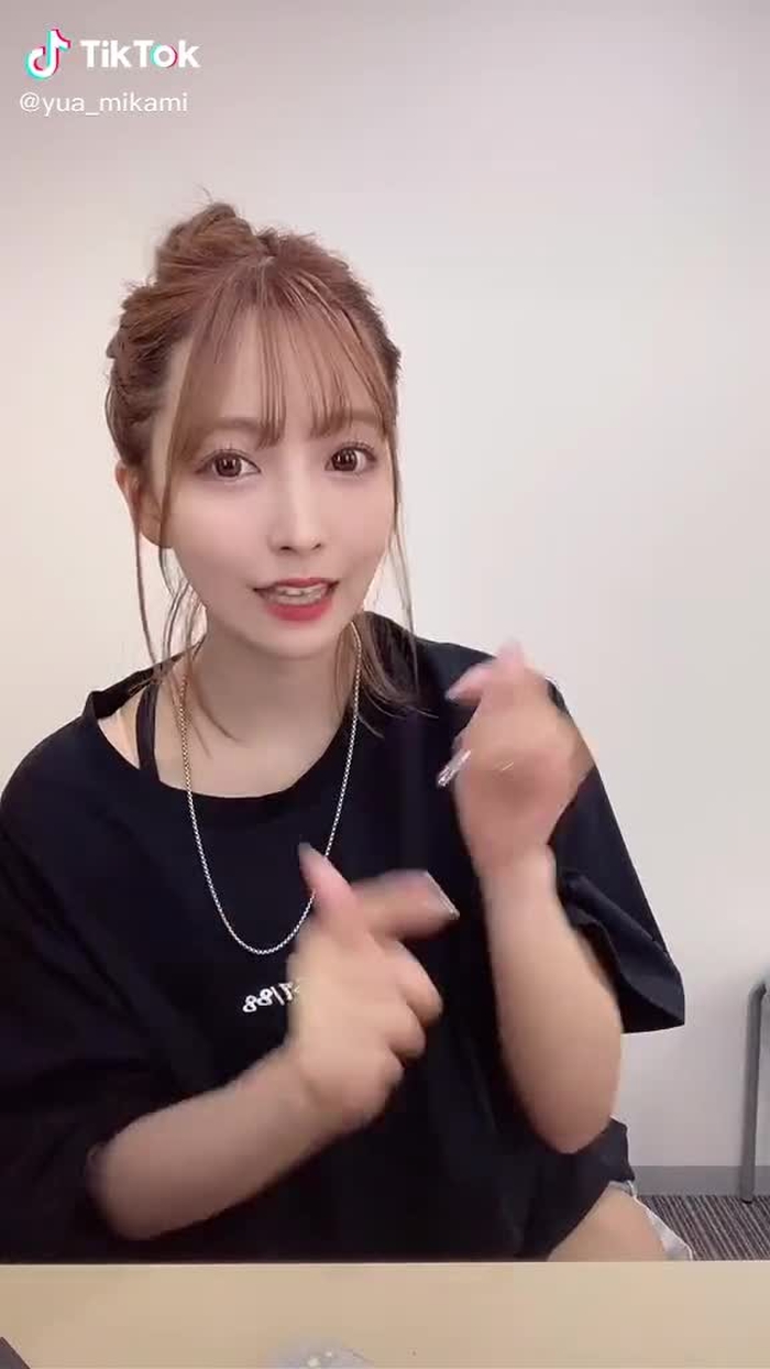 久しぶりにTikTokらしいことした🤙#気になるあの娘 #よくばりなびっち