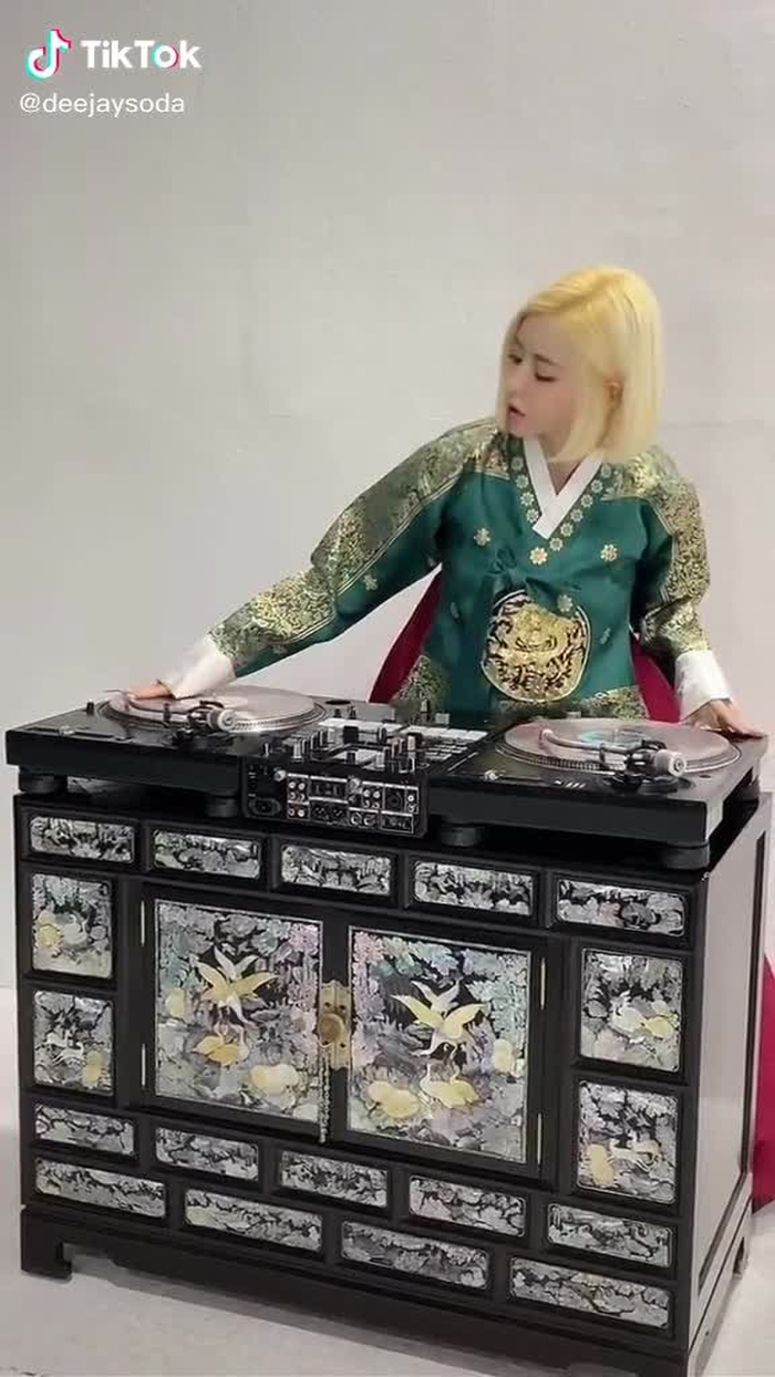 다들 #설날 #명절 음식 맛있는거 많이 먹고 적게 찌세요!!🥰❤️ #djsoda #dj소다 #디제이소다 14