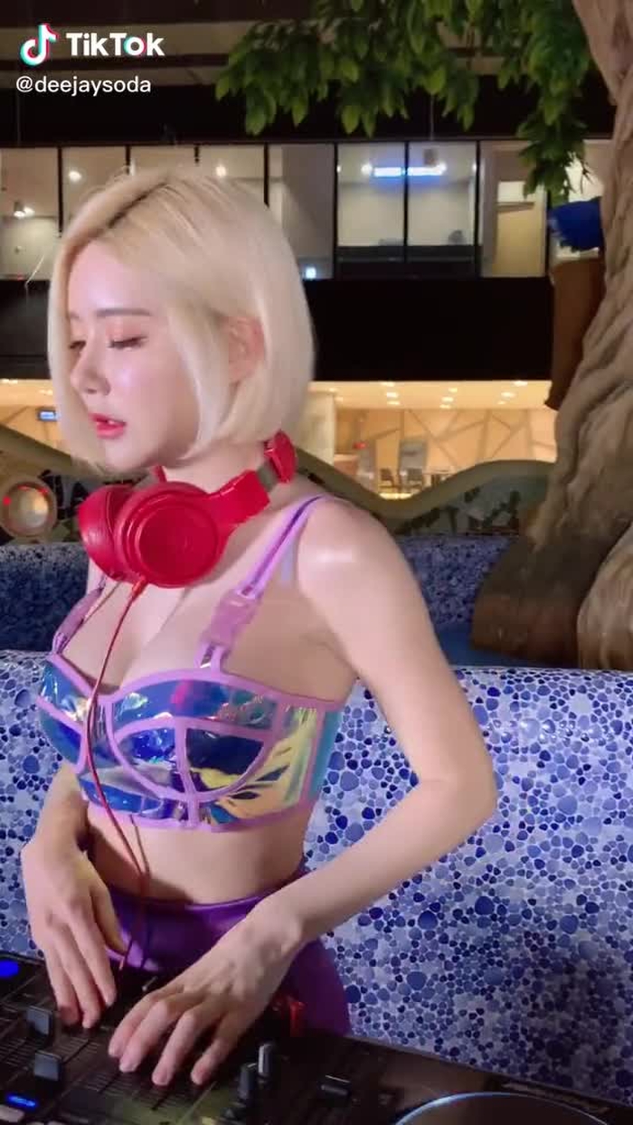 전화 좀 받아 제발!!!!!! 📞 #djsoda #dj소다 #디제이소다 #fyp 3