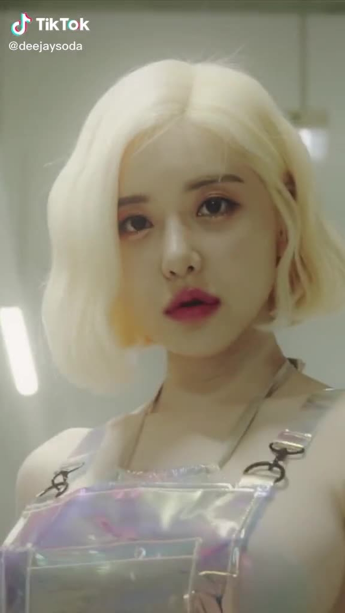 드디어 #DJ소다 신곡 ‘Obsession' 뮤직비디오가 공개 됐어요!!!!!💖💕 #djsoda #디제이소다 1