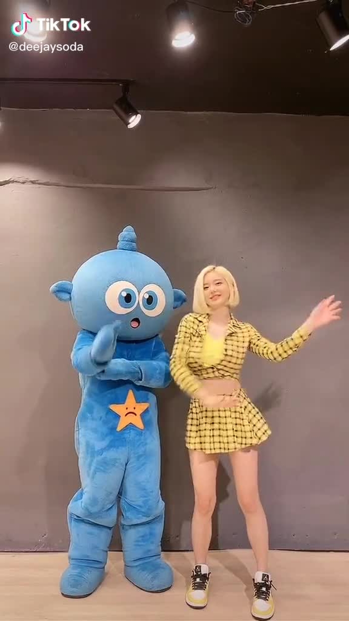 @starty_official 깜찍한 스타티랑 #슈팅스타챌린지 🌟💙 #shootingstarchallenge #틱톡세로광고제 #djsoda #dj소다 #디제이소다