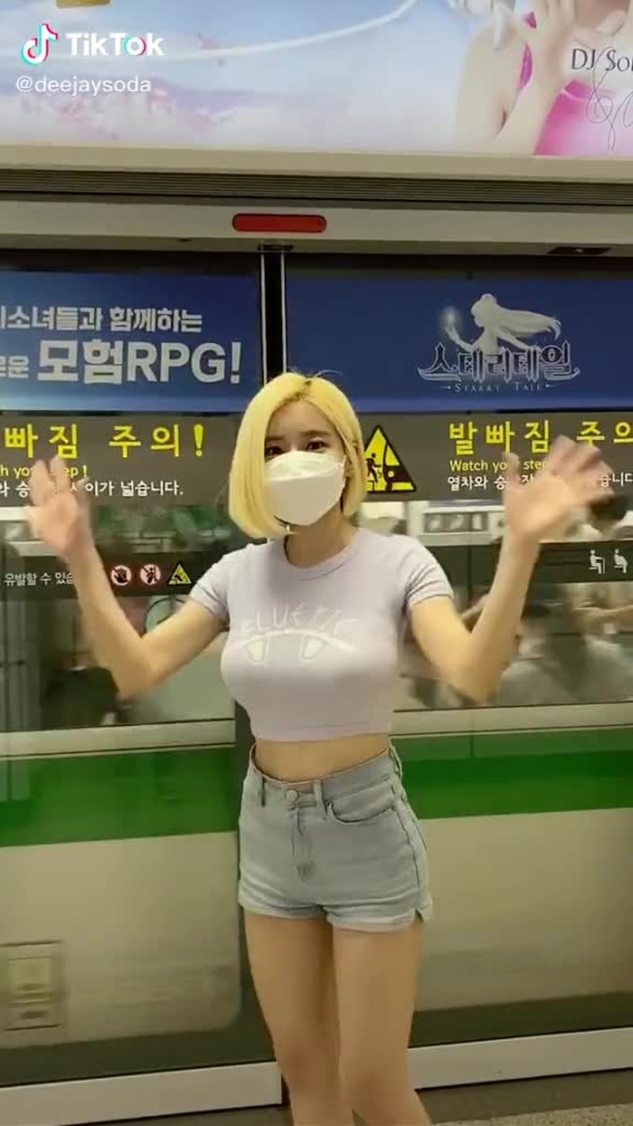 지하철에도 광고 있다!! 광고 또 어디서 봤어요?💖💕 #스테리테일 #djsoda #dj소다 #디제이소다 33