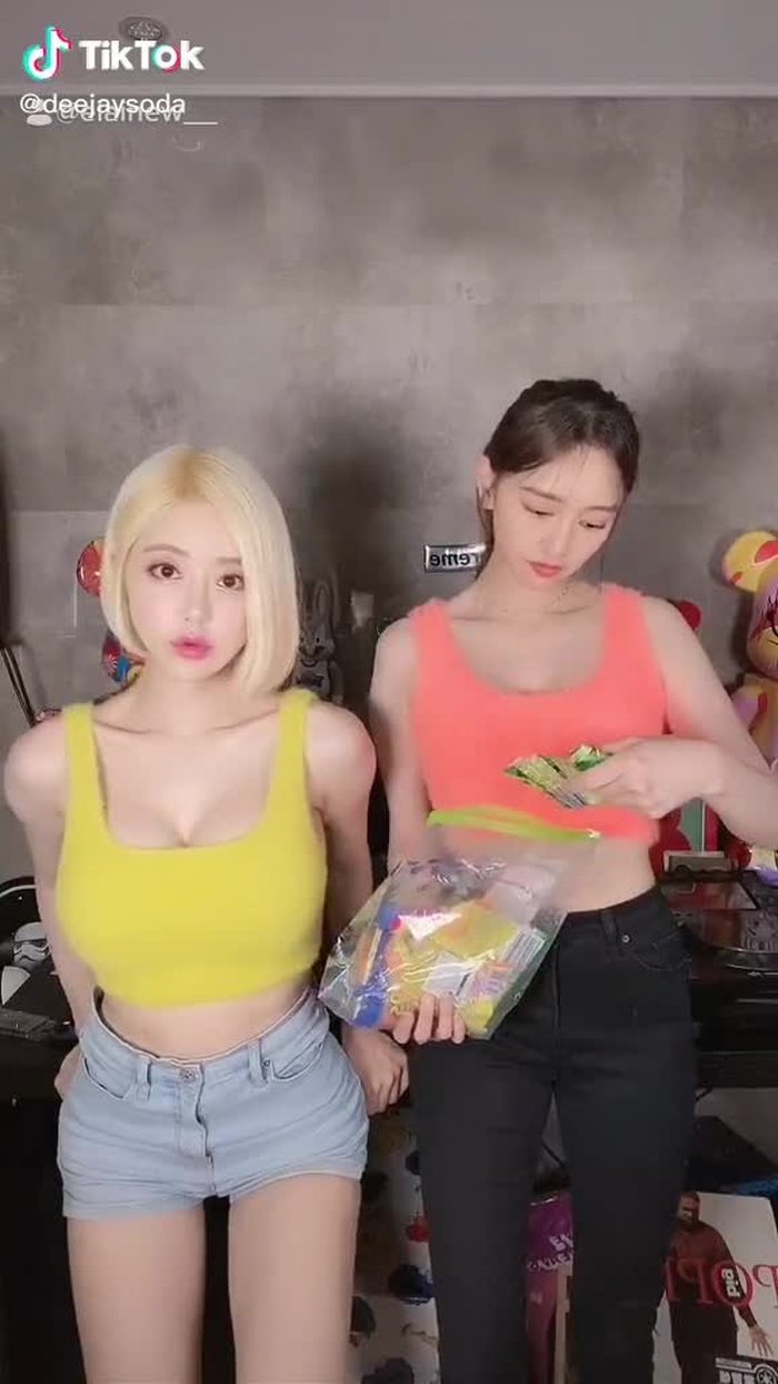 안해!! 안한다고!!!! @elainew__ 💛🧡💛🧡