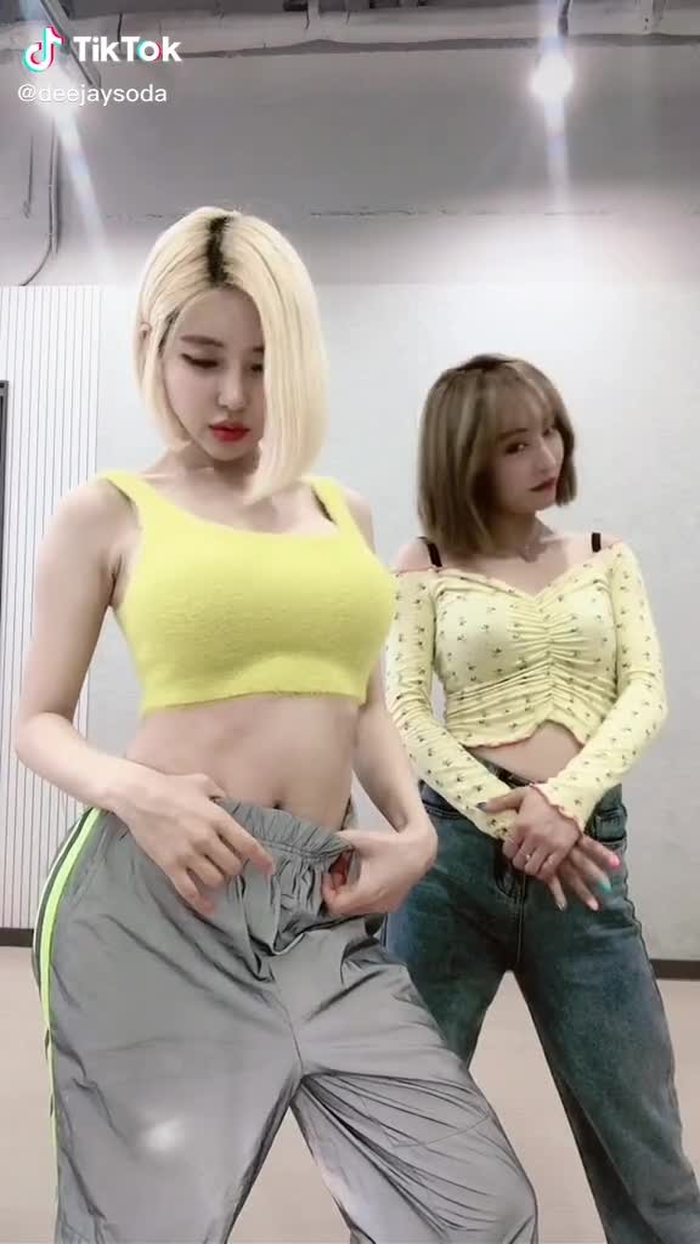 @405.moka 이렇게 망가진다고?ㅋㅋㅋ#howyoulikethat #blackpink #블랙핑크 #blink #dj소다 #디제이소다 #djsoda