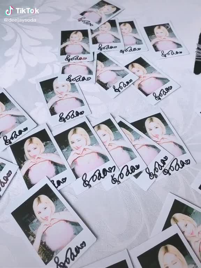 슈팅스타 이벤트에 당첨된 26명에게 보낼 폴라로이드 촬영 완료!! 다음엔 더 쎈 이벤트로 찾아올께요💕💕