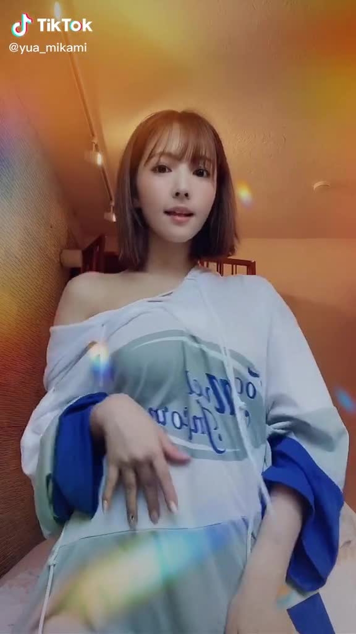 TikTok (ティックトック) で 三上悠亜 (@yua_mikami) の動画を見る 7