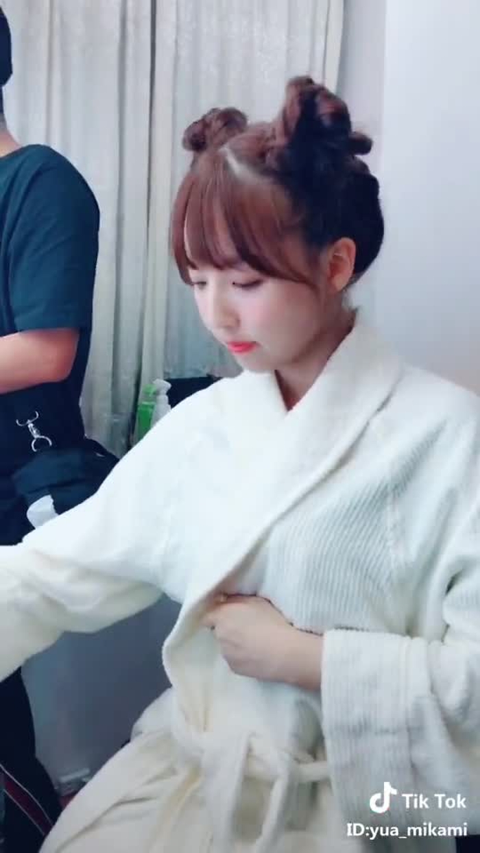 撮影中だよん😘#有名になりたい#三上悠亜#ギガプリン🍮