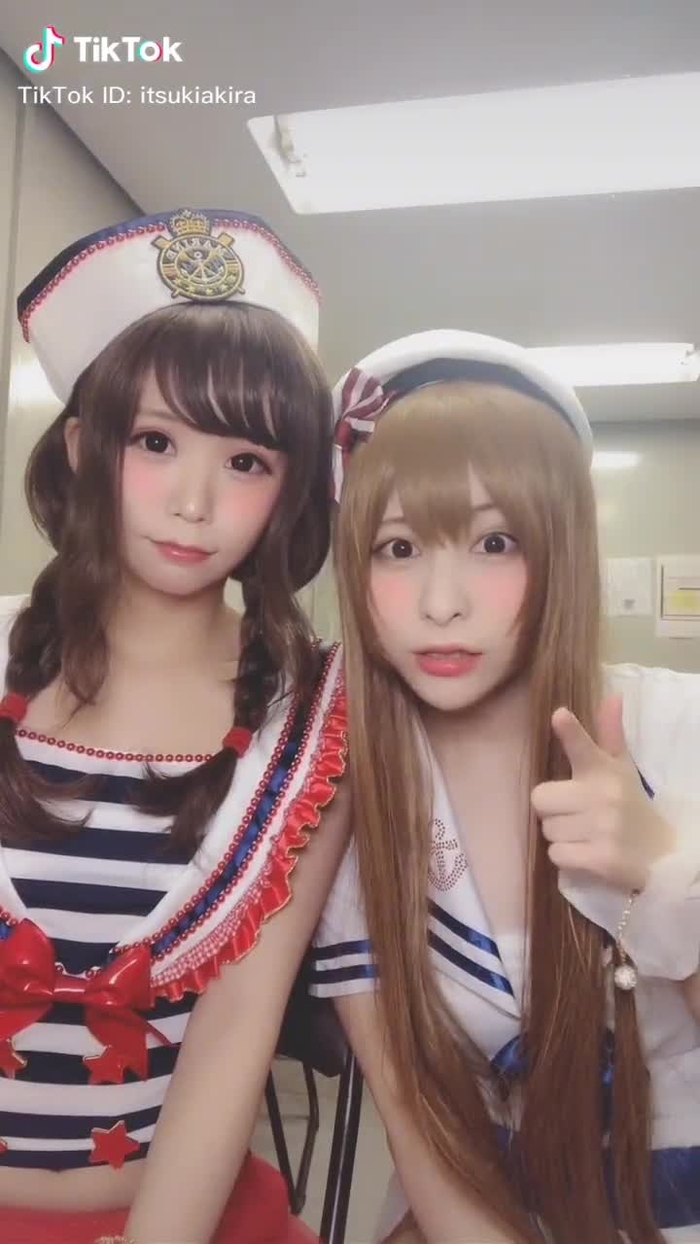 これ私たちが歌ってます😆 @Super Lazys よろしくお願いします🌟 #コスプレ #マリン