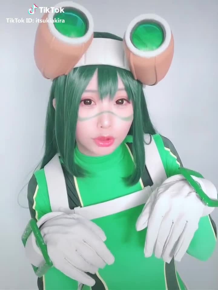 ケロ🐸🐸🐸   #ヒロアカ #蛙吹梅雨 #梅雨ちゃん#コスプレ #コスプレイヤー  #cosplay #リップシンク