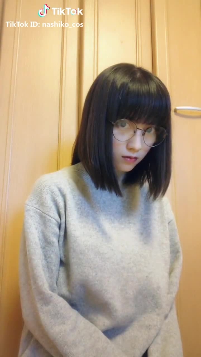 TikTok (ティックトック) で 桃月なしこ (@nashiko_cos) の動画を見る