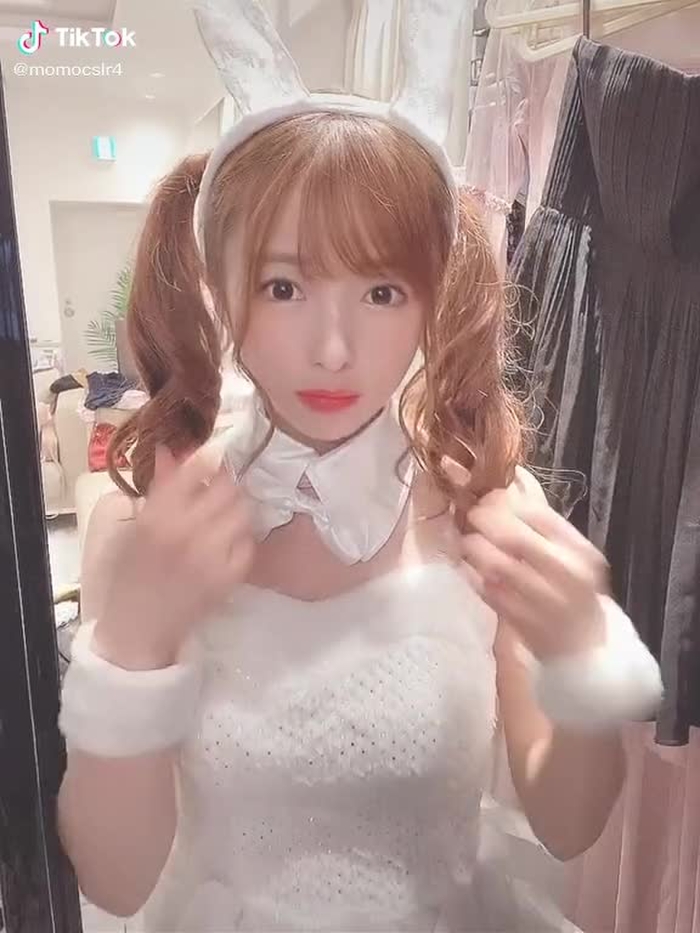 TikTok (ティックトック) で 月野もも (@momocslr4) の動画を見る