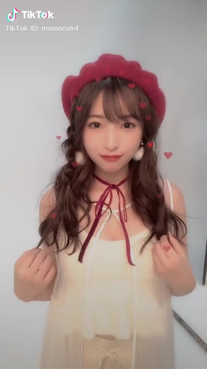 #ウィンクハート こんなフワフワの服はじめて着た#クリスマス 今月の月刊エンタメに載ってるよ〜