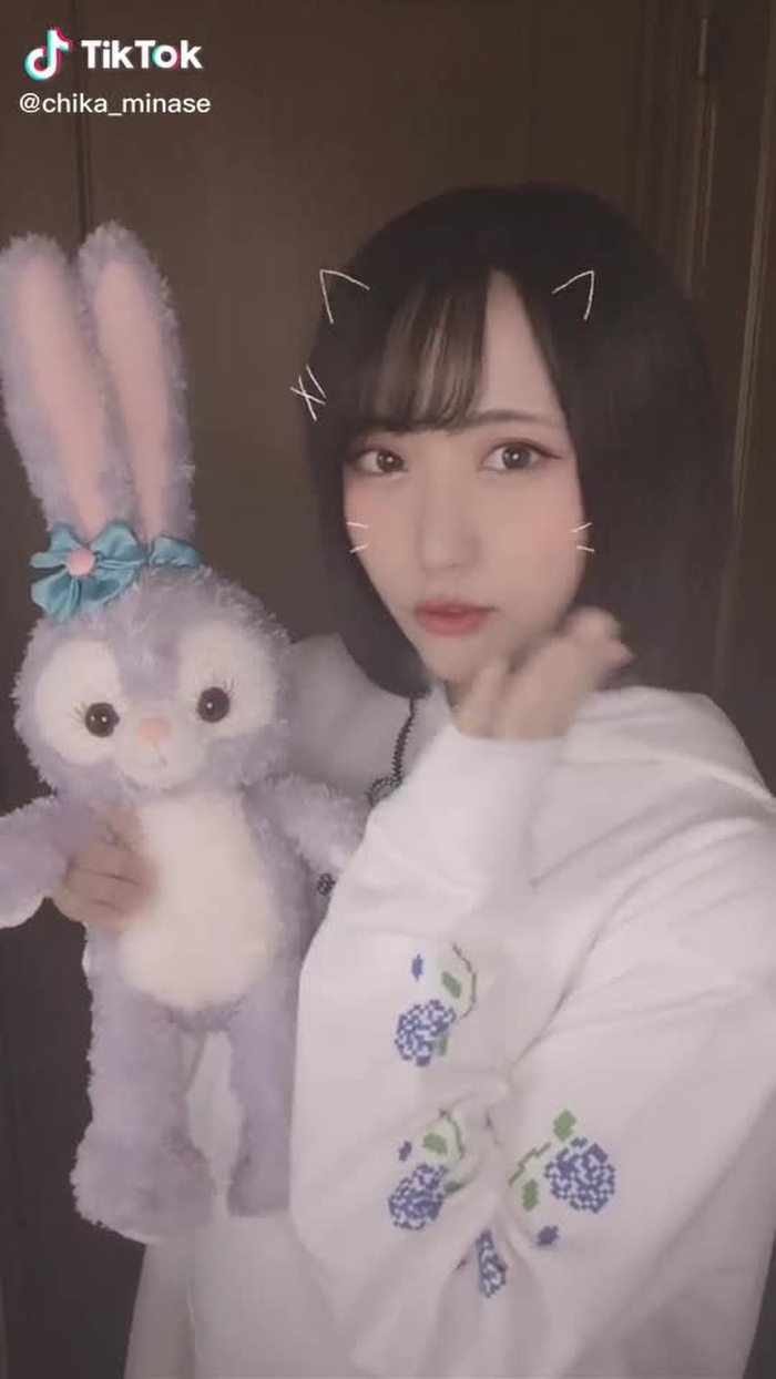 ちゅっちゅっちゅ #水瀬ちか #おすすめにのりたい #いいねほしい #おすすめのってたら教えて 1