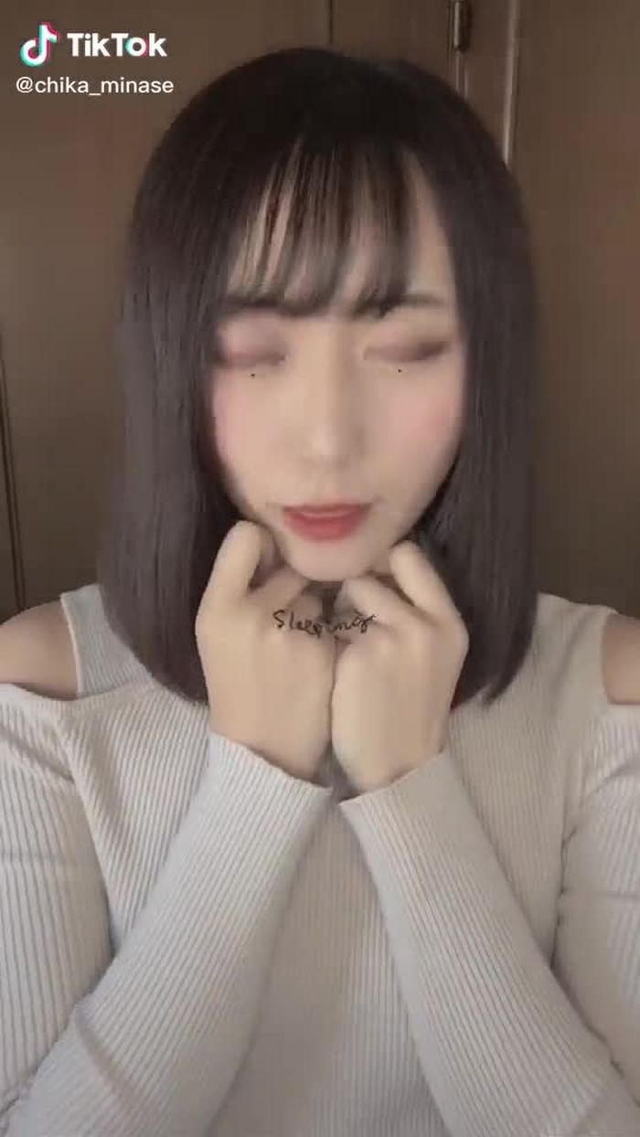 ホワイトタイガー #水瀬ちか #おすすめにのりたい #いいねほしい #おすすめのってたら教えて