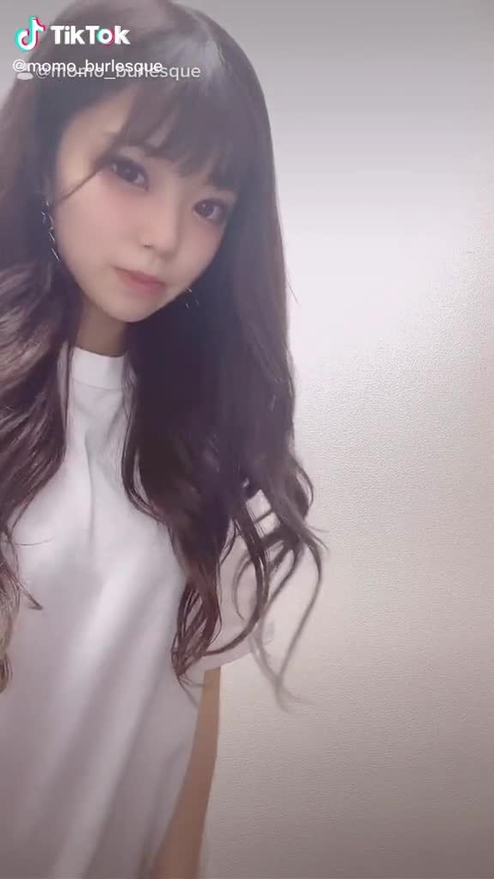 TikTok (ティックトック) で 🍑ももバーレスク東京🍑 (@momo_burlesque) の動画を見る 4
