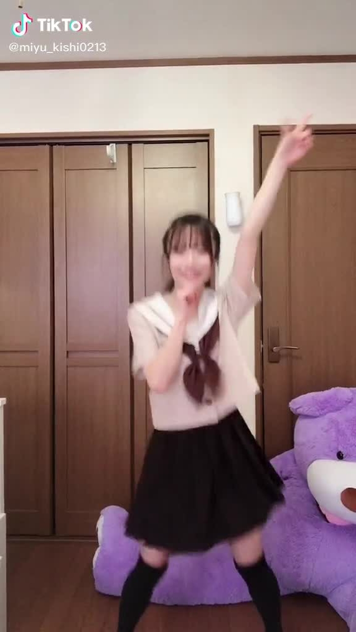 お家でアイドルしました…！#私アイドル宣言 #踊ってみた #推してください
