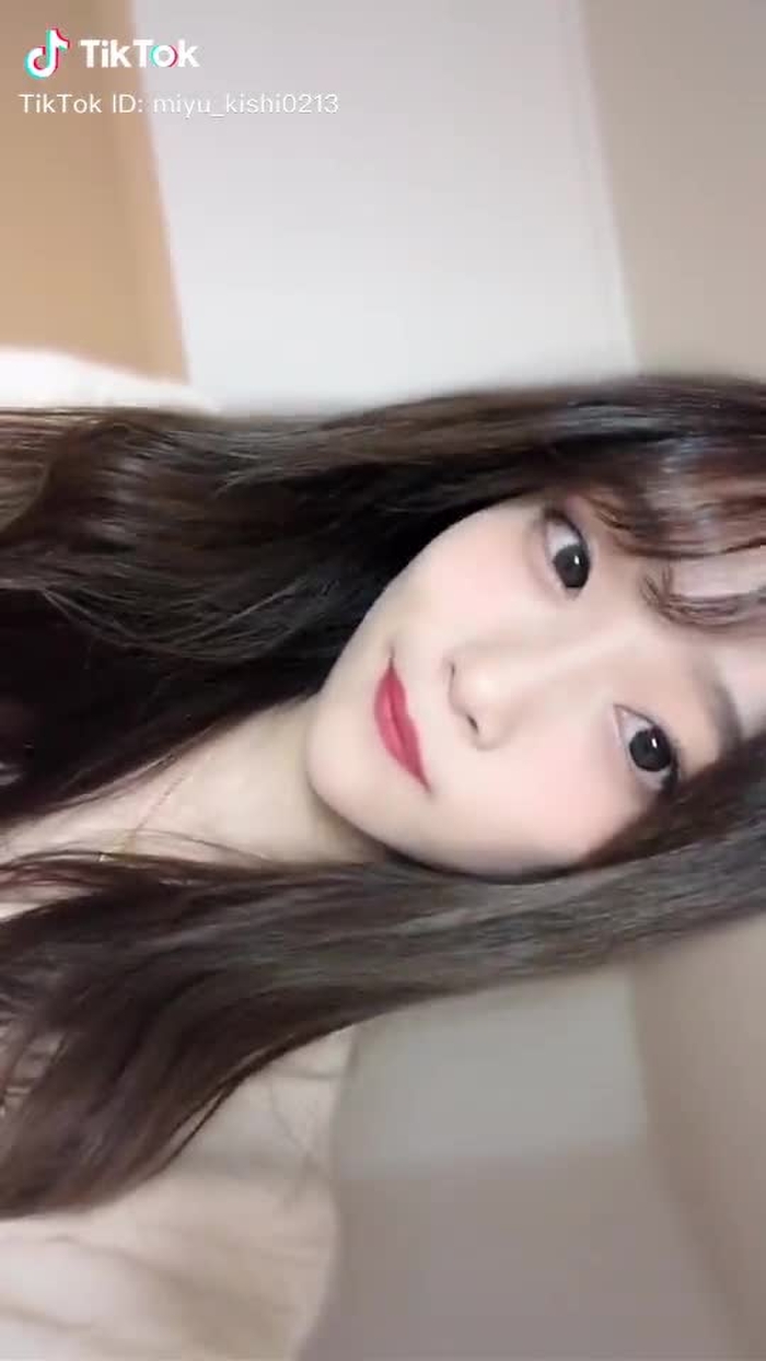 TikTok (ティックトック) で 岸みゆ (@miyu_kishi0213) の動画を見る 3