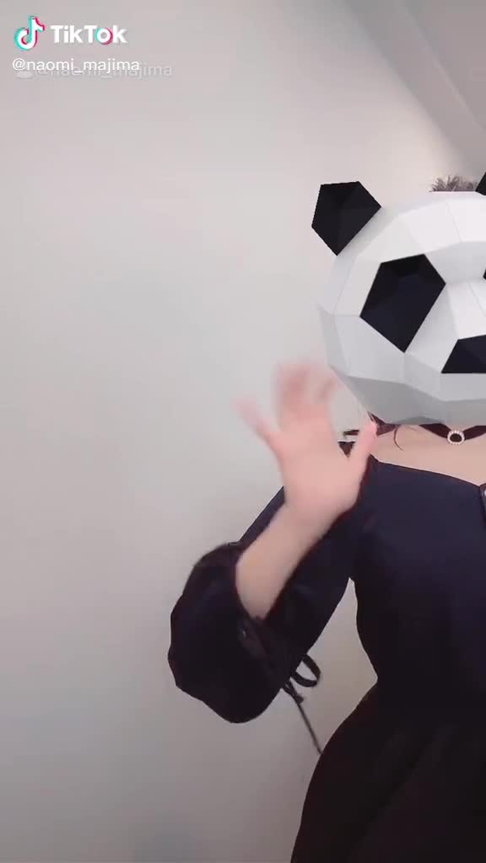 最初みえちゃってたので🐼で隠しました(笑) #顔だけどあっぷ #顔だけドアップ  寄り目むずかしい…                               #おうちで過ごし隊 #おうちgw #今こんなことやってみた #おすすめにのりたい #おすすめのりたい #ポニーテール #おすすめ