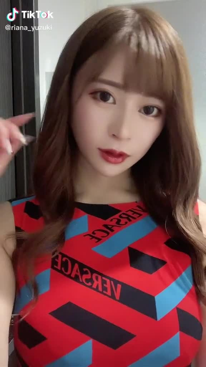 TikTok (ティックトック) で 悠月リアナ🌙.*·̩͙ (@riana_yuzuki) の動画を見る 2