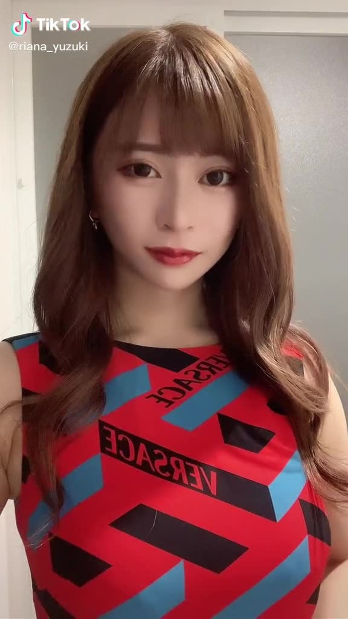 TikTok (ティックトック) で 悠月リアナ🌙.*·̩͙ (@riana_yuzuki) の動画を見る 4