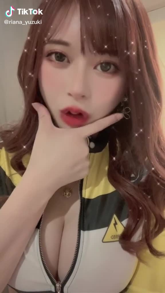 #セクシー女優