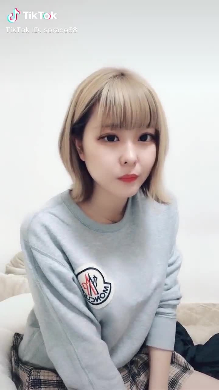 TikTok (ティックトック) で DCそら@バーレスク東京 (@dcsoraoo88) の動画を見る 1
