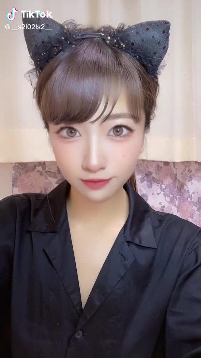 17日金曜日19時か20時からLIVE！！！#レースクイーン  #にゃんにゃん