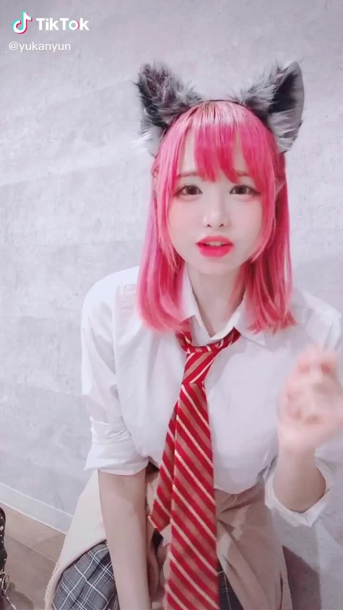 オリジナル曲【ねこのうた】#にゃんにゃんにゃんの日 #ねこの日 なので歌ってみたよ！普段ライブで歌っているよー！途中で途切れちゃったので続きを聞きたい人はライブへかもーん