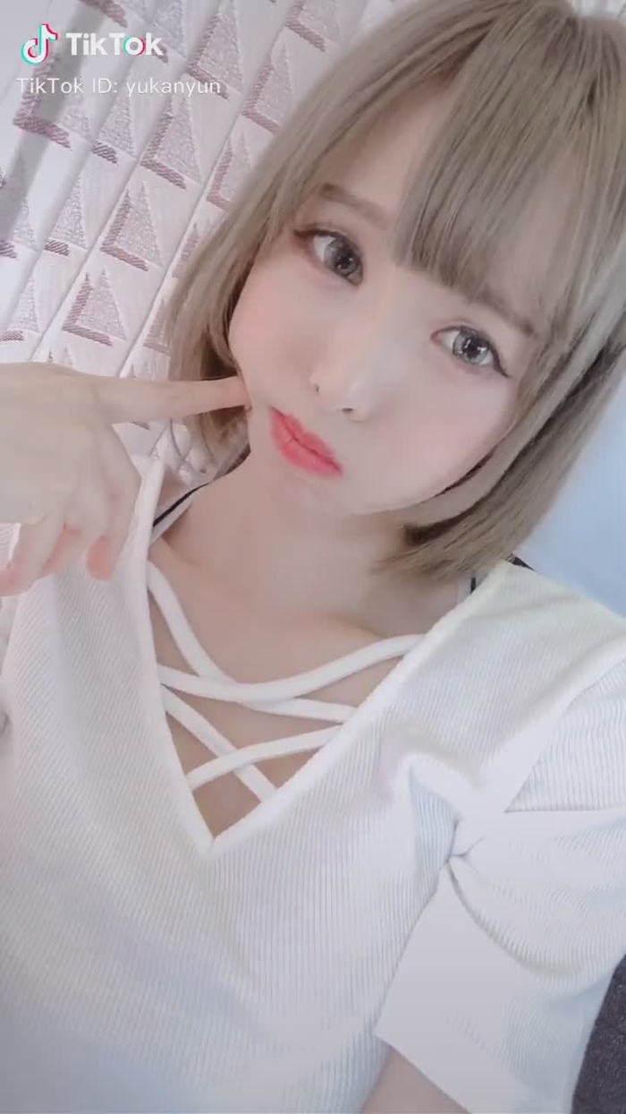 ほっぺもちもちするだけの動画 #ギャル #ギャルメイク