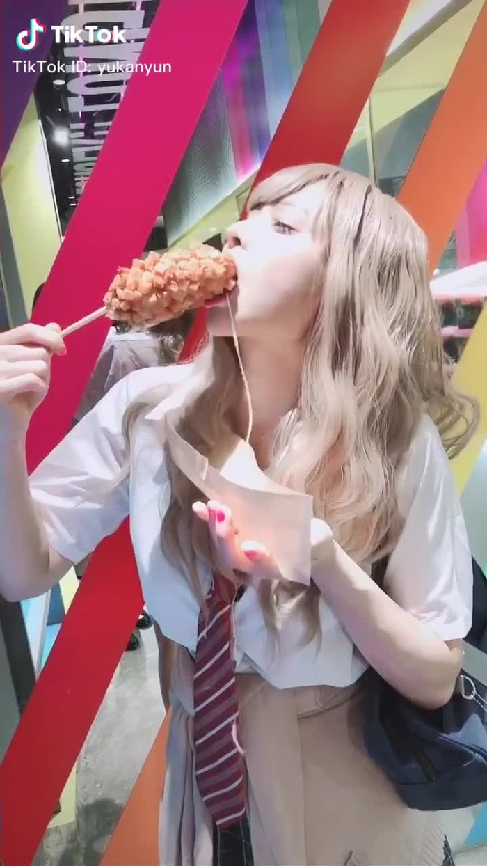 はじめての #チーズドック  だよ！！たのしい！！！#原宿 #jk #ギャル #ギャルメイク #ギャル