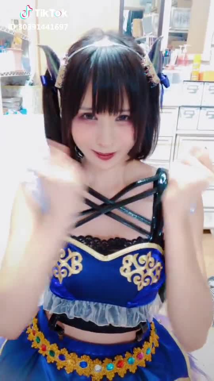 #tiktokortreat #halloween #ハロウィン #ハロウィン言いなり選手権 #コスプレ #ハロウィンメイク #ハロウィンコスプレ #悪魔 #自作衣装 #角カチューシャ