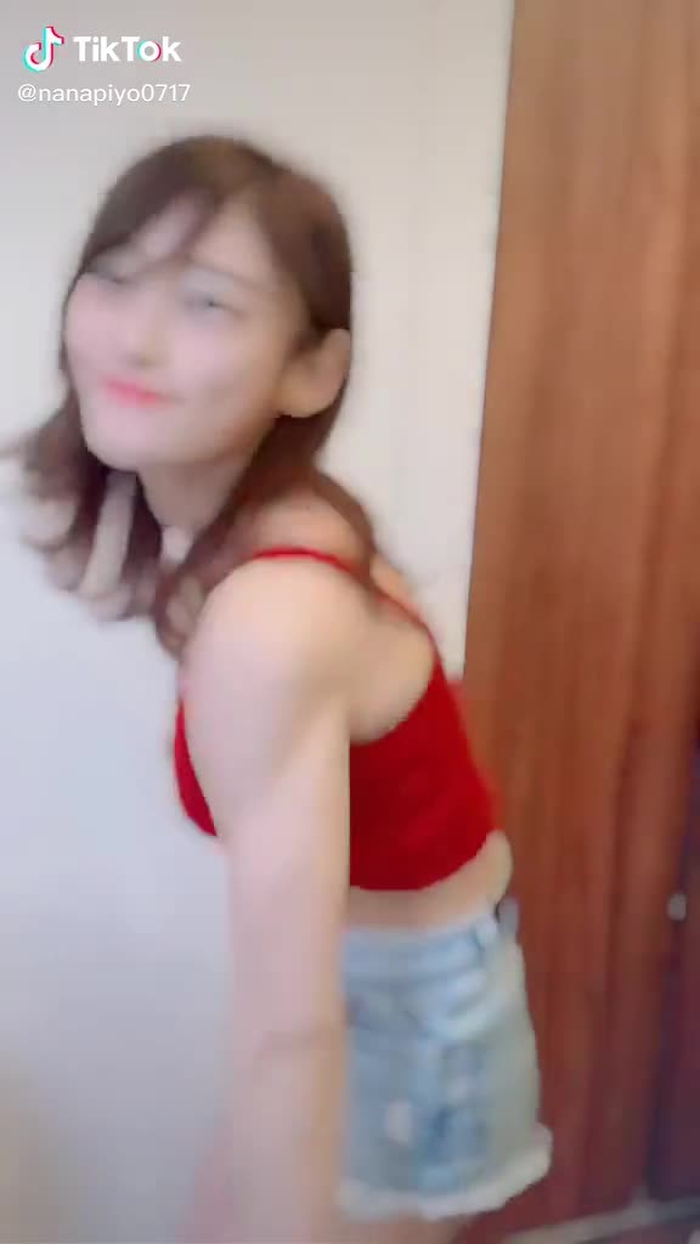 #バズれ 💋