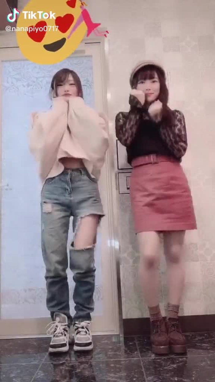 TikTok (ティックトック) で 七海ひな🐣💕 (@nanapiyo0717) の動画を見る 38