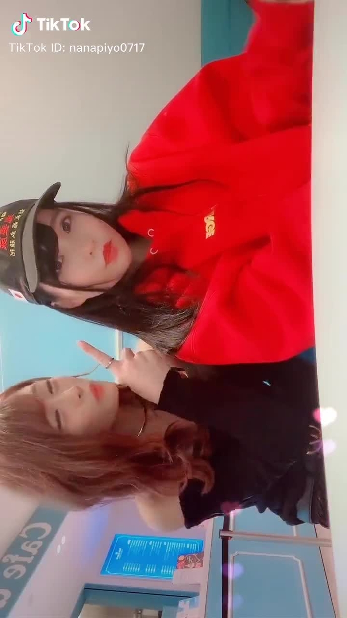 TikTok (ティックトック) で 七海ひな🐣💕 (@nanapiyo0717) の動画を見る 55